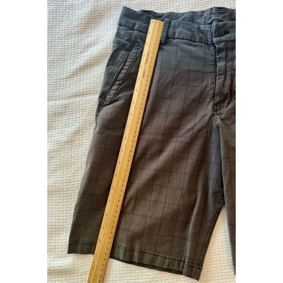 Lululemon Gray Plaid Flat Front Chino Casual Men’s Shorts Size 36” - Picture 6 of 11